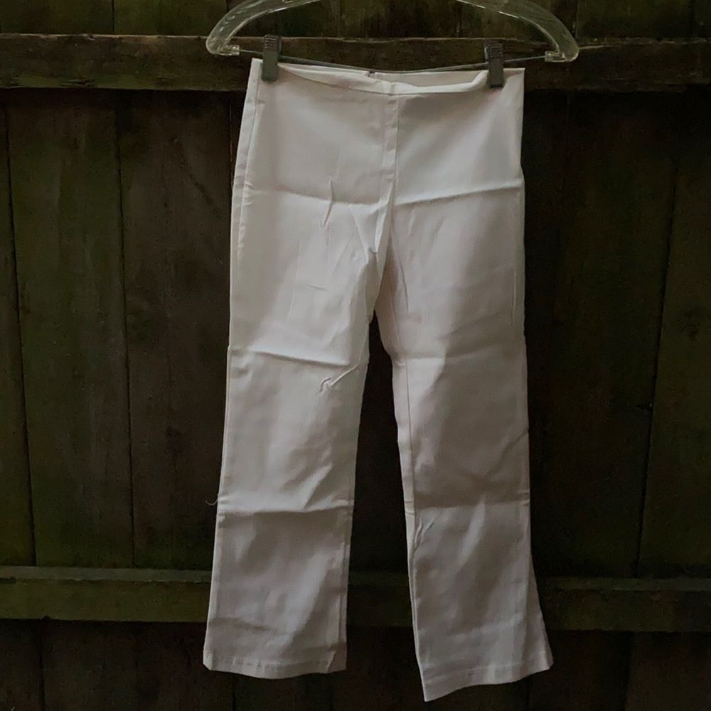 White capris sz. M